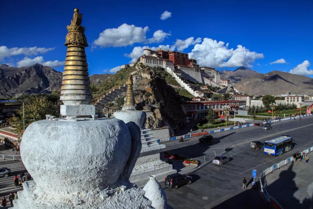 西藏，外交部发言人点赞的和平稳定发展典范